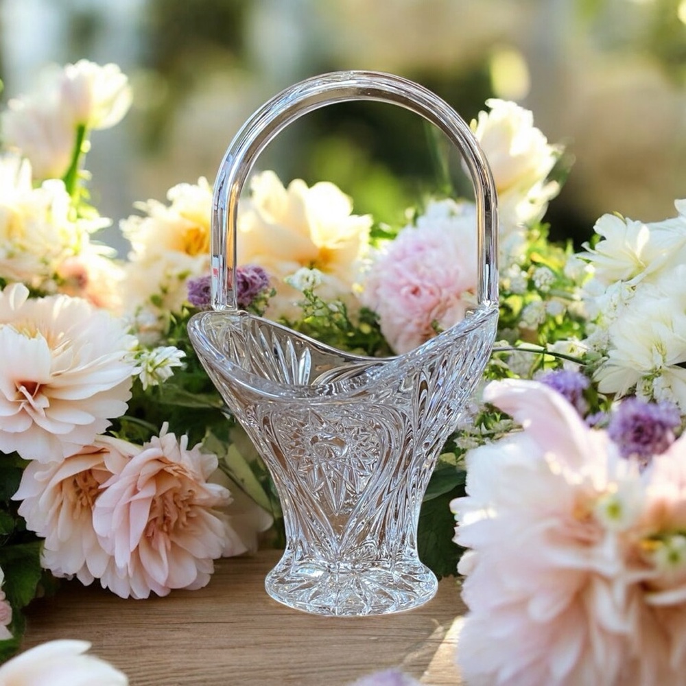 Elegant Vintage Crystal Basket - Picture 2 of 9